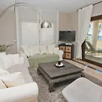 Marina Del Castillo 305